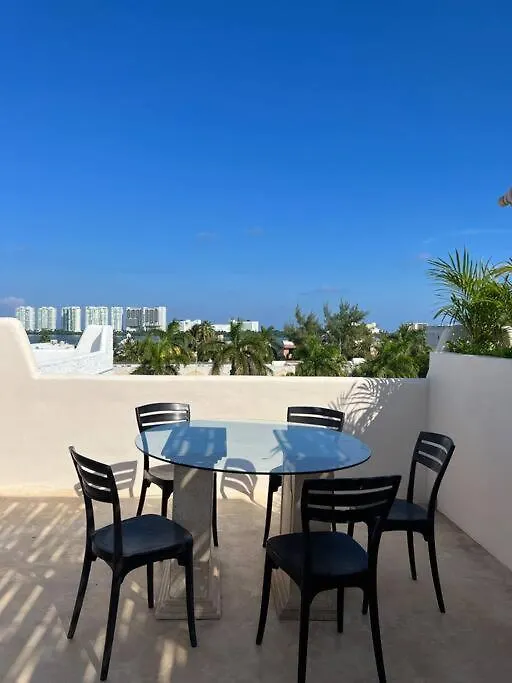 Dream Penthouse With Private Rooftop And Amazing Views Cancún 0*,  Messico